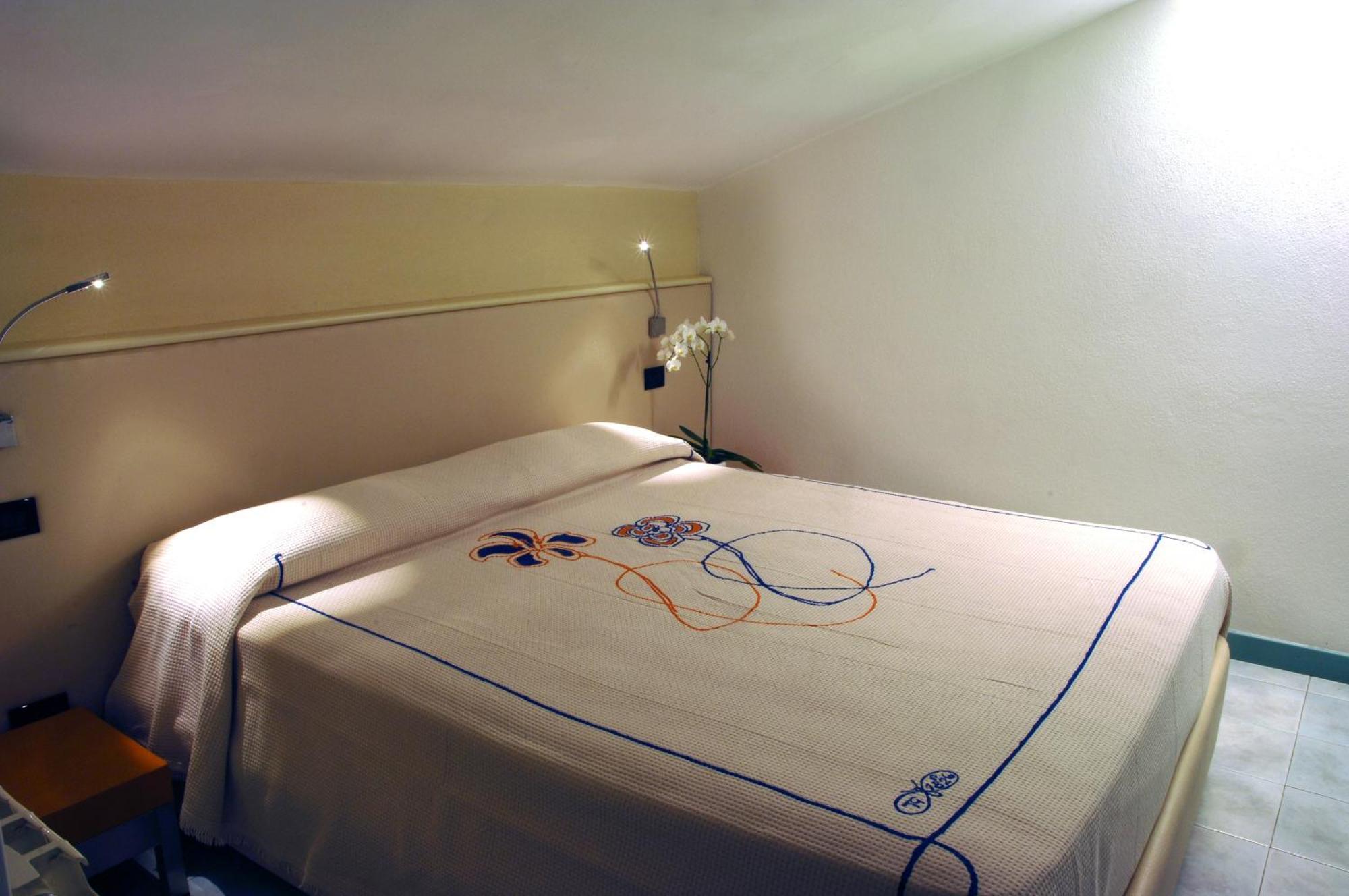Hotel Eros Residence Cervia Dış mekan fotoğraf