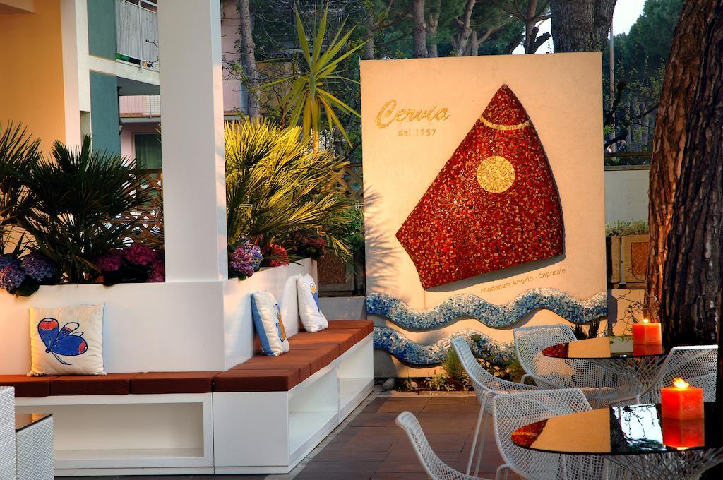 Hotel Eros Residence Cervia Dış mekan fotoğraf