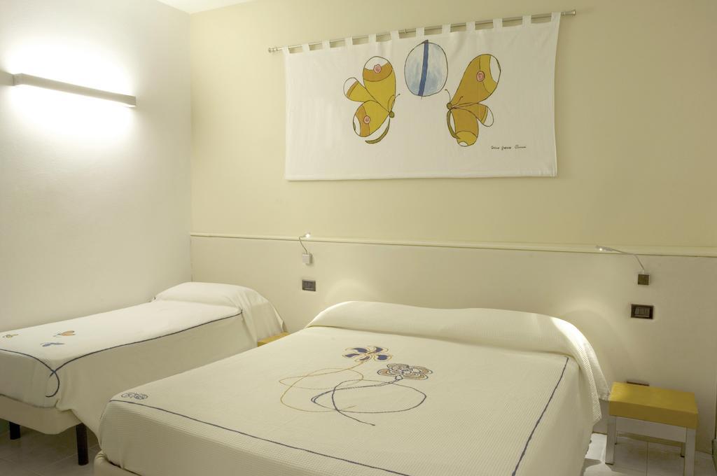 Hotel Eros Residence Cervia Dış mekan fotoğraf